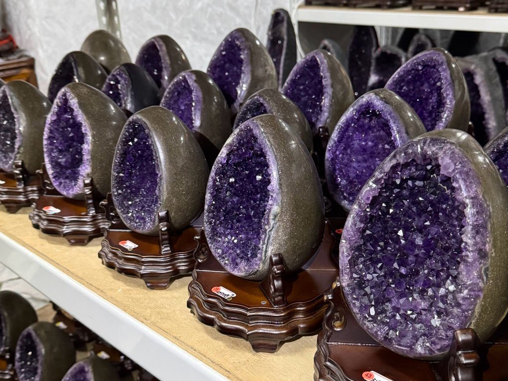 為什麼越來越多人擺放恐龍蛋水晶洞？